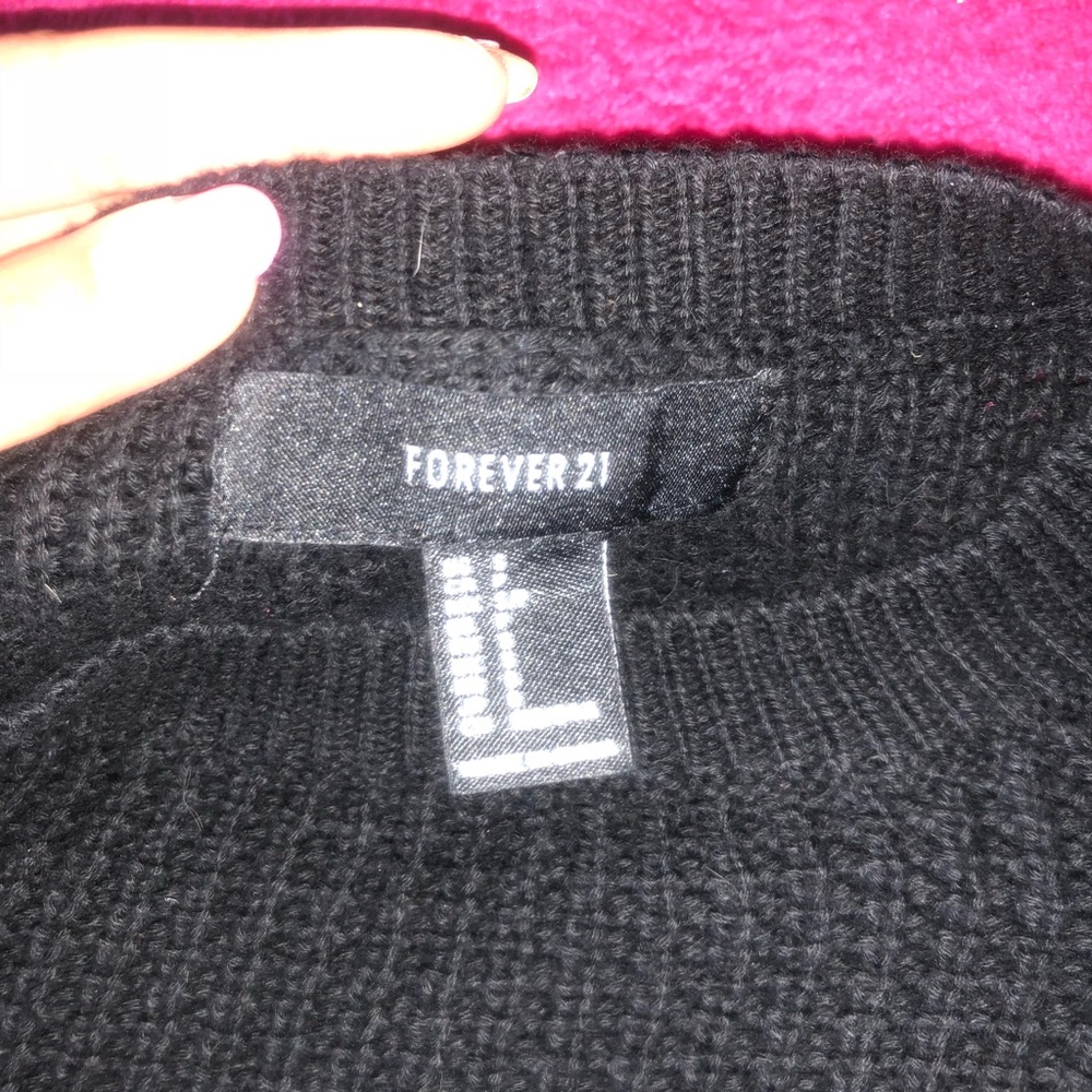 Sweater - Picture 3 of 3